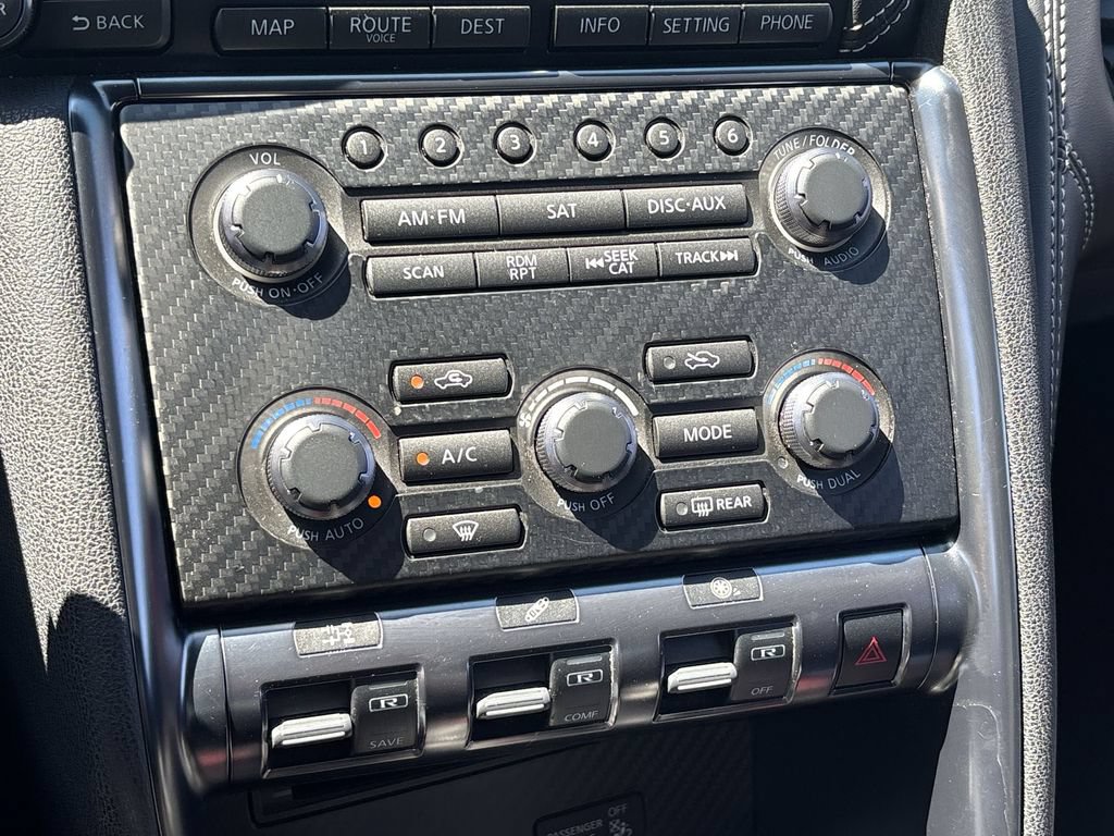 Used 2014 Nissan GT-R Black Edition AWD/4WD image 17