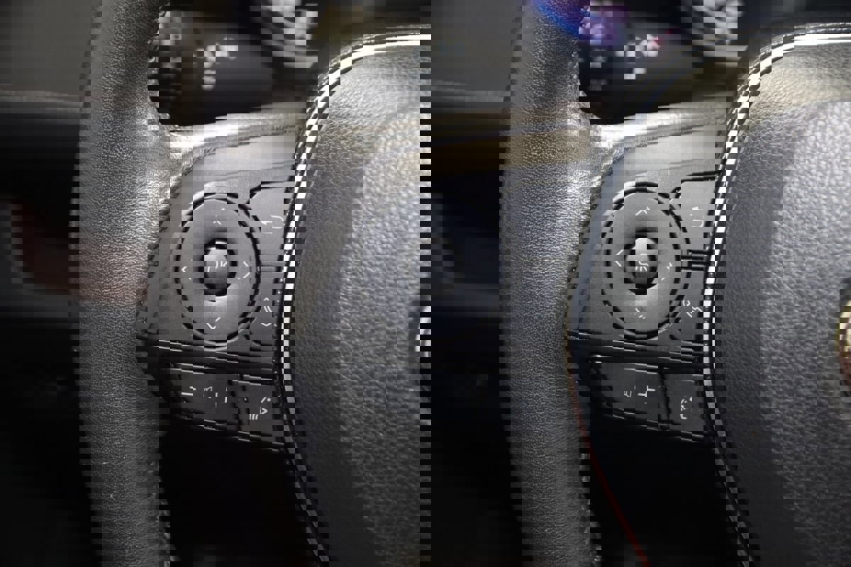 Used 2022 Toyota RAV4 Limited image 30