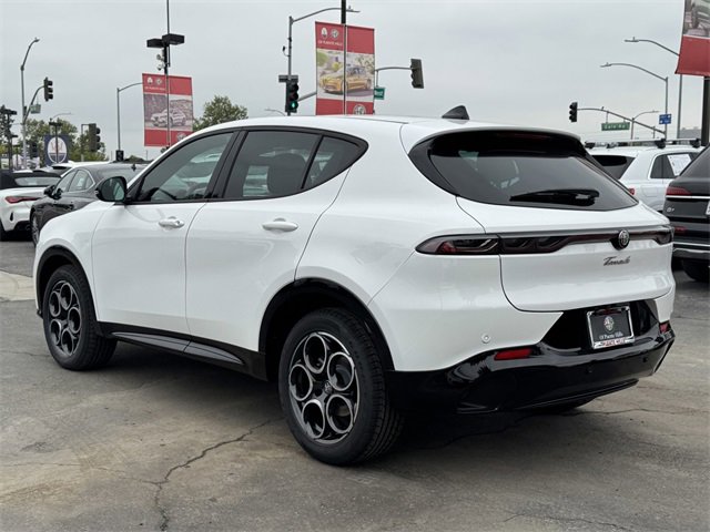 New 2025 Alfa Romeo Tonale image 4