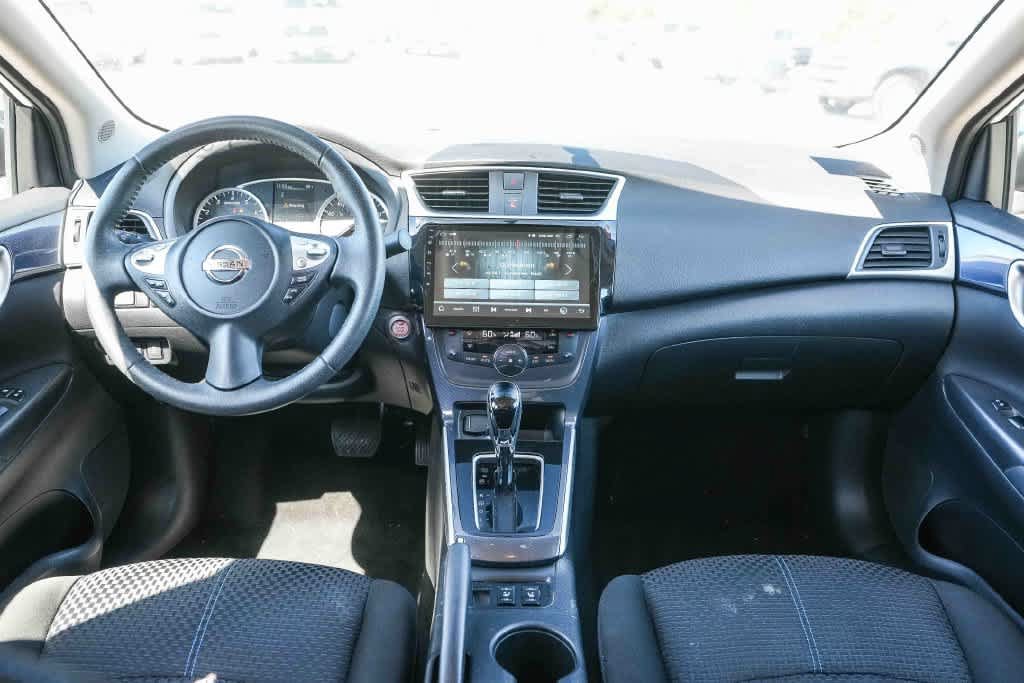 Used 2018 Nissan Sentra SR w/ SR Midnight Edition Package FWD image 12