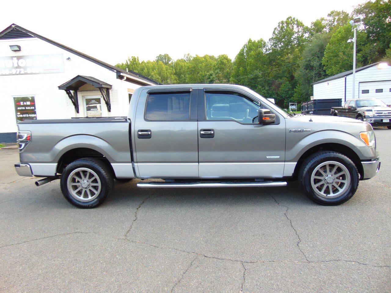 Used 2011 Ford F150 XLT w/ XLT Chrome Pkg RWD image 34