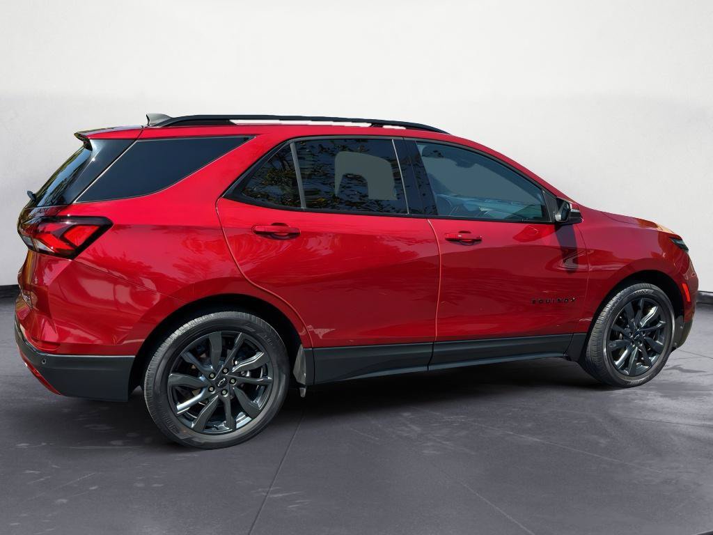 Used 2023 Chevrolet Equinox RS FWD image 6