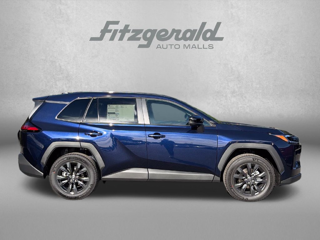 Used 2026 Toyota RAV4 XLE Premium w/ Panoramic Sun Roof Package AWD/4WD image 9