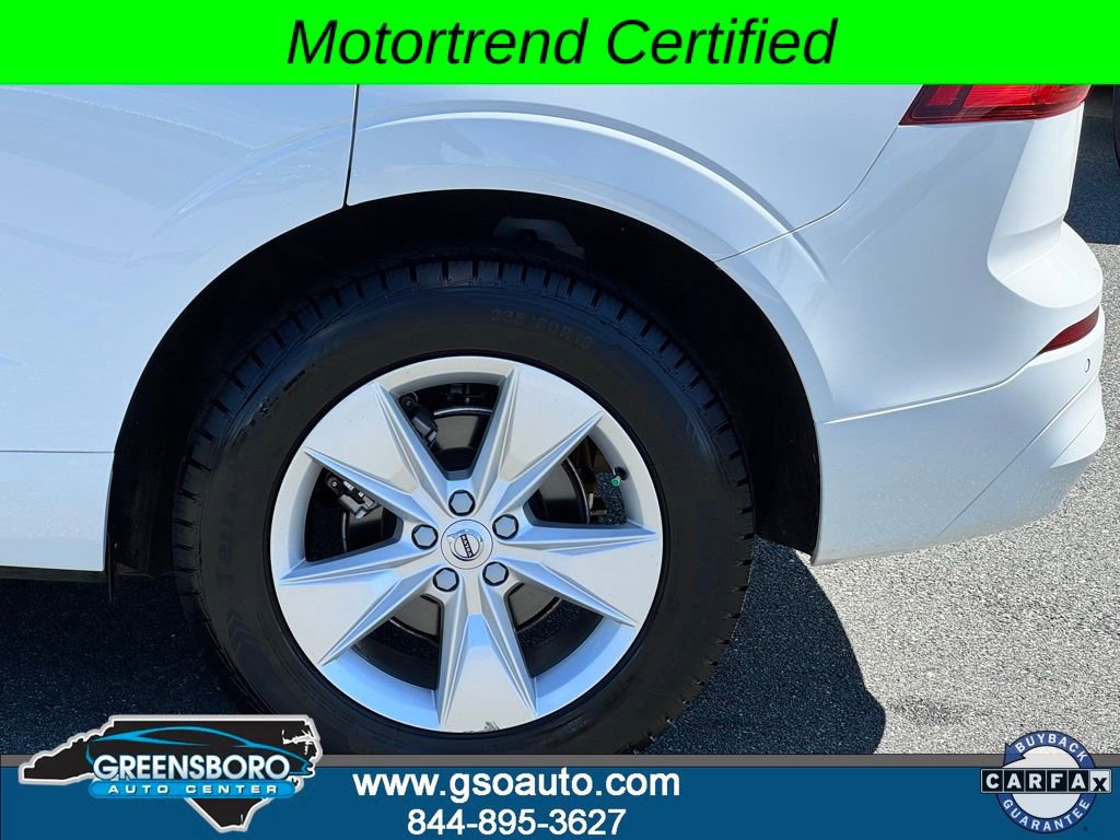 Used 2022 Volvo XC60 B5 Momentum image 36