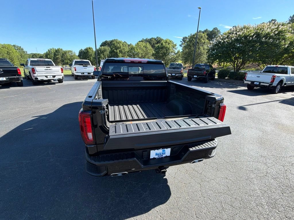 Used 2024 GMC Sierra 1500 AT4 w/ Technology Package AWD/4WD image 27