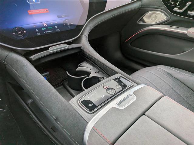 Used 2023 Mercedes-Benz EQS 580 4MATIC Sedan image 12