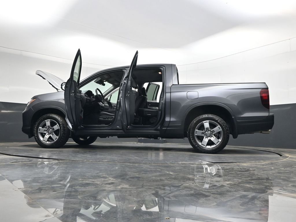 Certified 2024 Honda Ridgeline RTL image 37