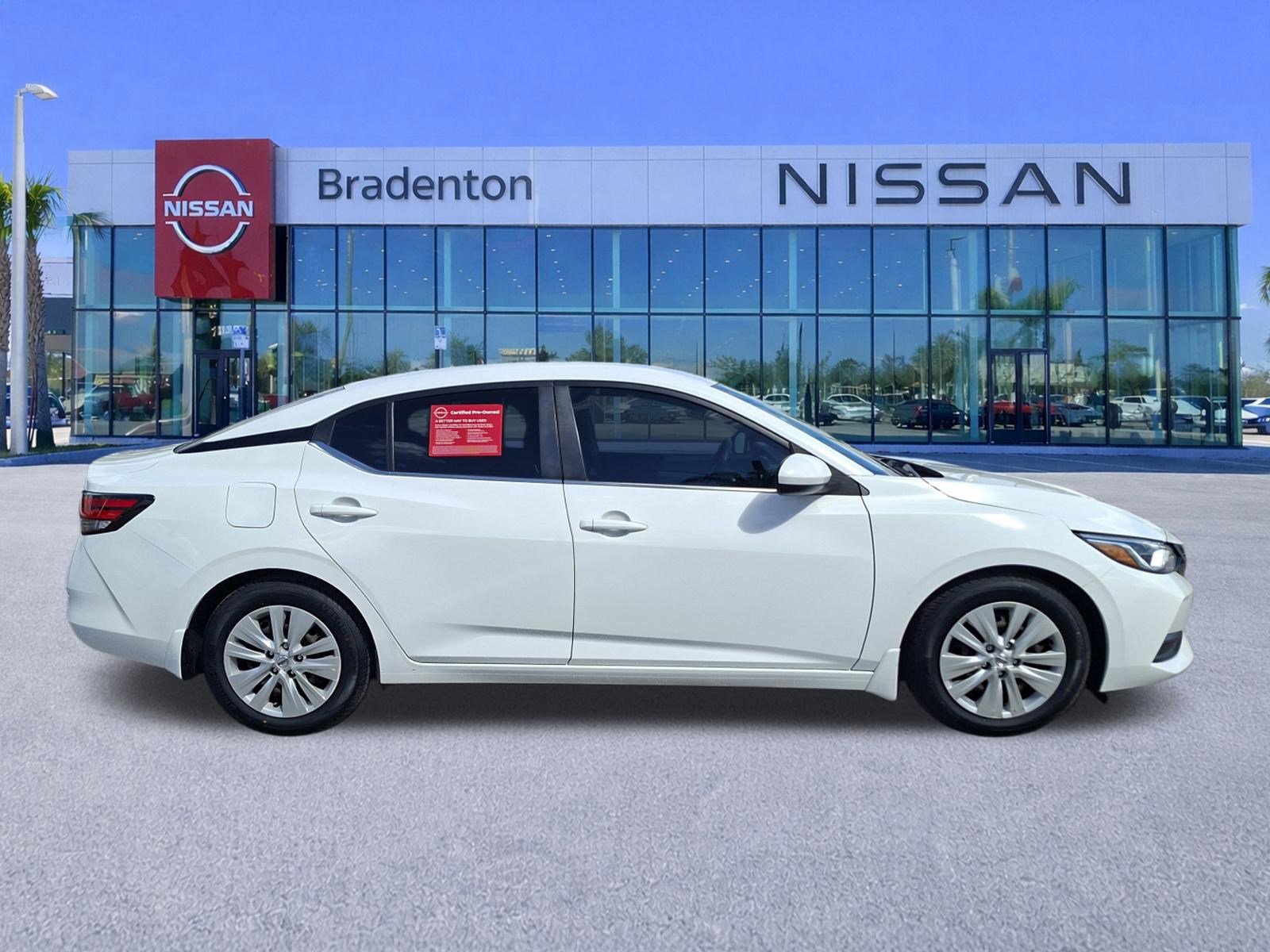 Certified 2022 Nissan Sentra S image 4