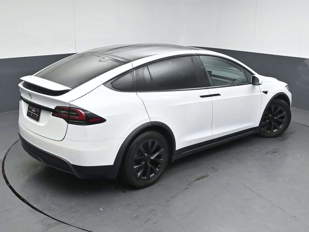 Used 2022 Tesla Model X image 44