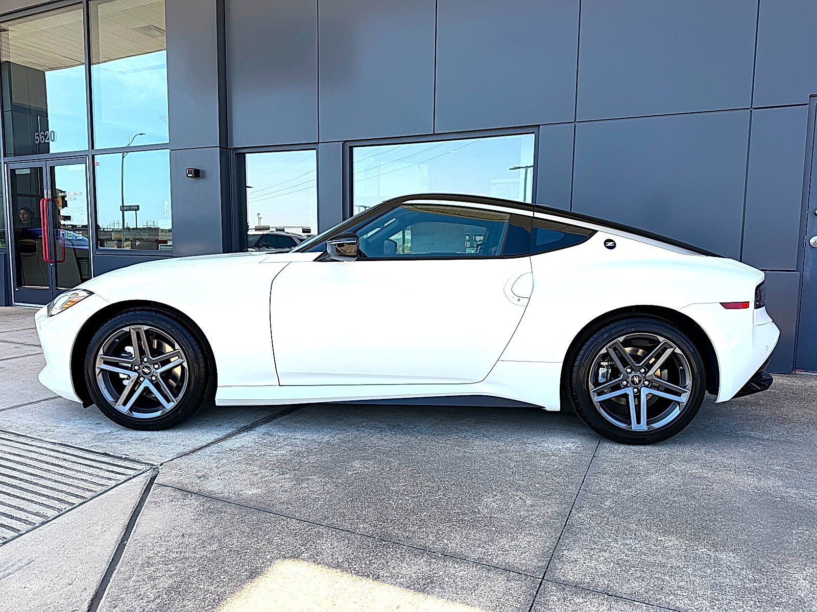 New 2027 Nissan Z Performance w/ Essentials Package (Sport) RWD image 5