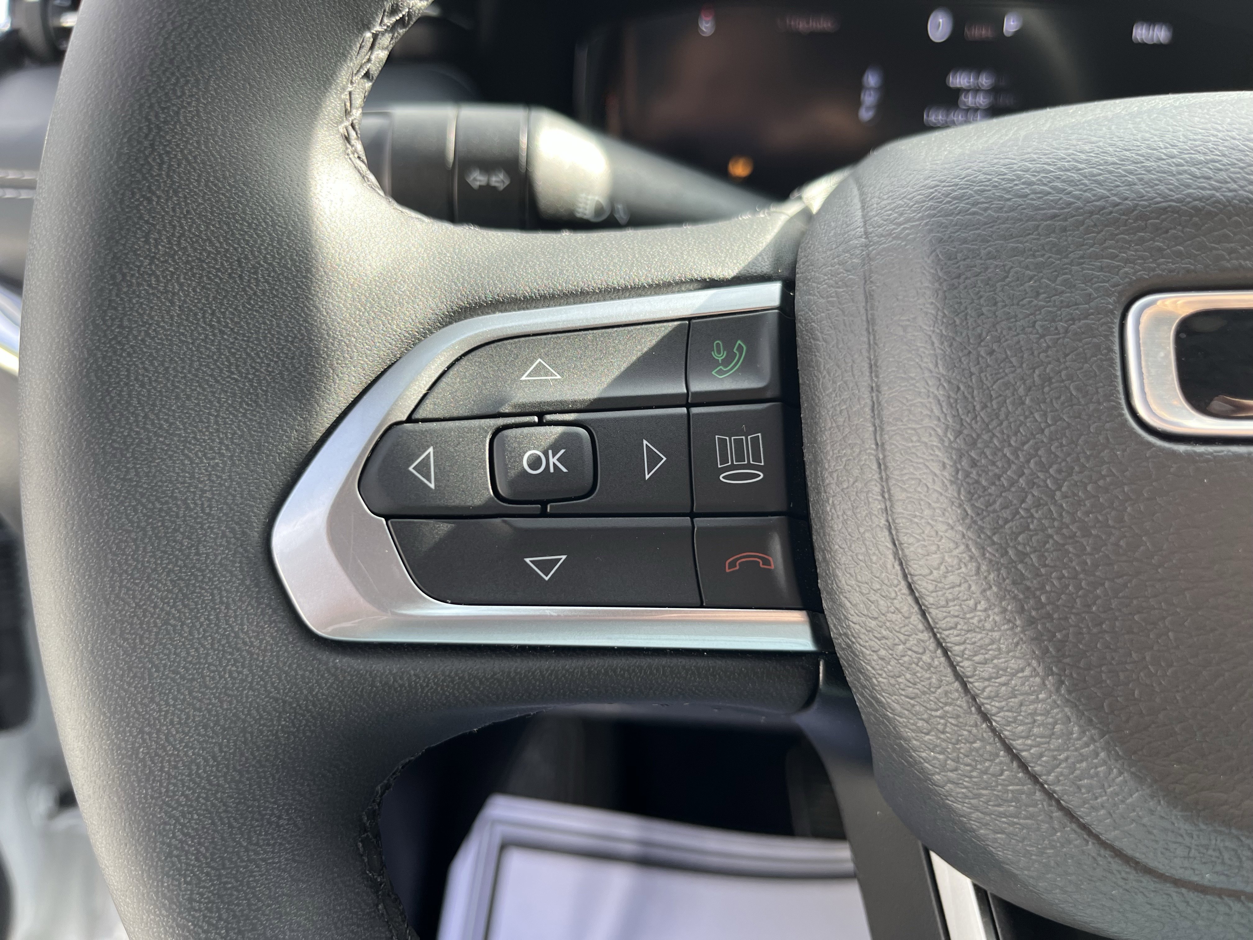 Used 2023 Jeep Compass High Altitude image 24