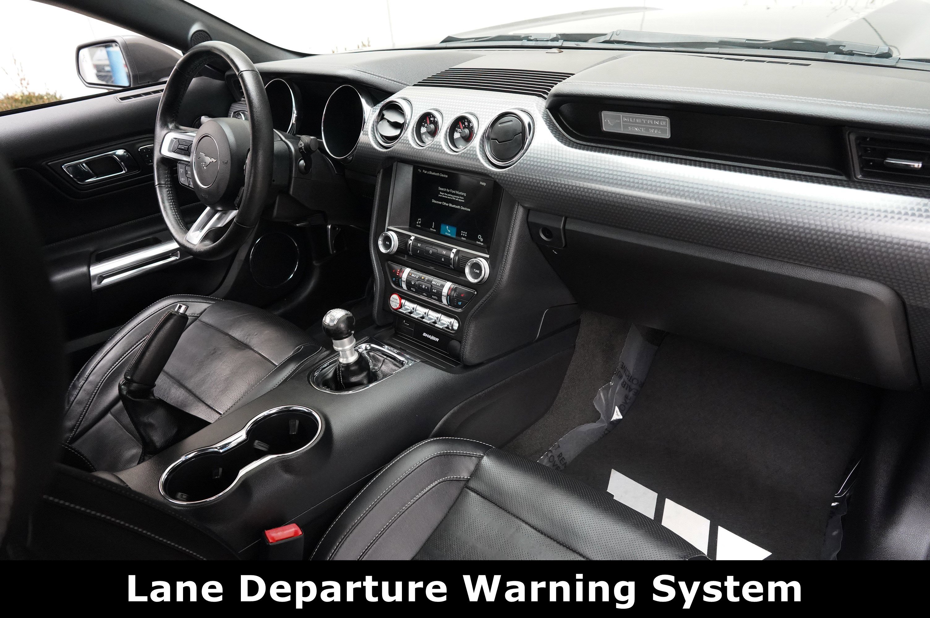 Used 2017 Ford Mustang GT Premium w/ GT Performance Package image 4