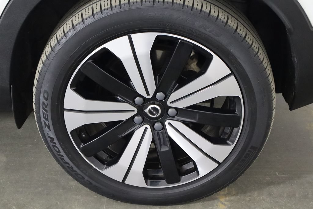 Used 2023 Volvo C40 P8 Recharge Plus AWD/4WD image 38