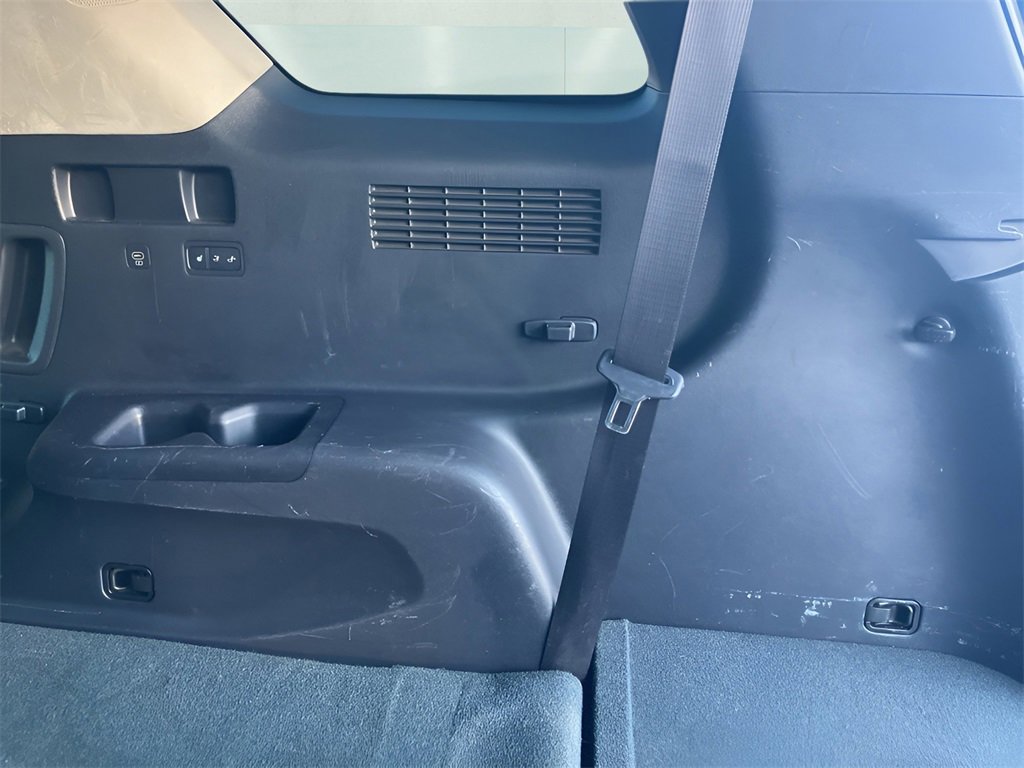 Used 2023 Hyundai Palisade Calligraphy image 13
