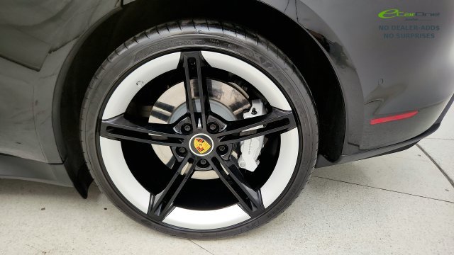 Used 2024 Porsche Taycan 4S w/ Premium Package AWD/4WD image 86
