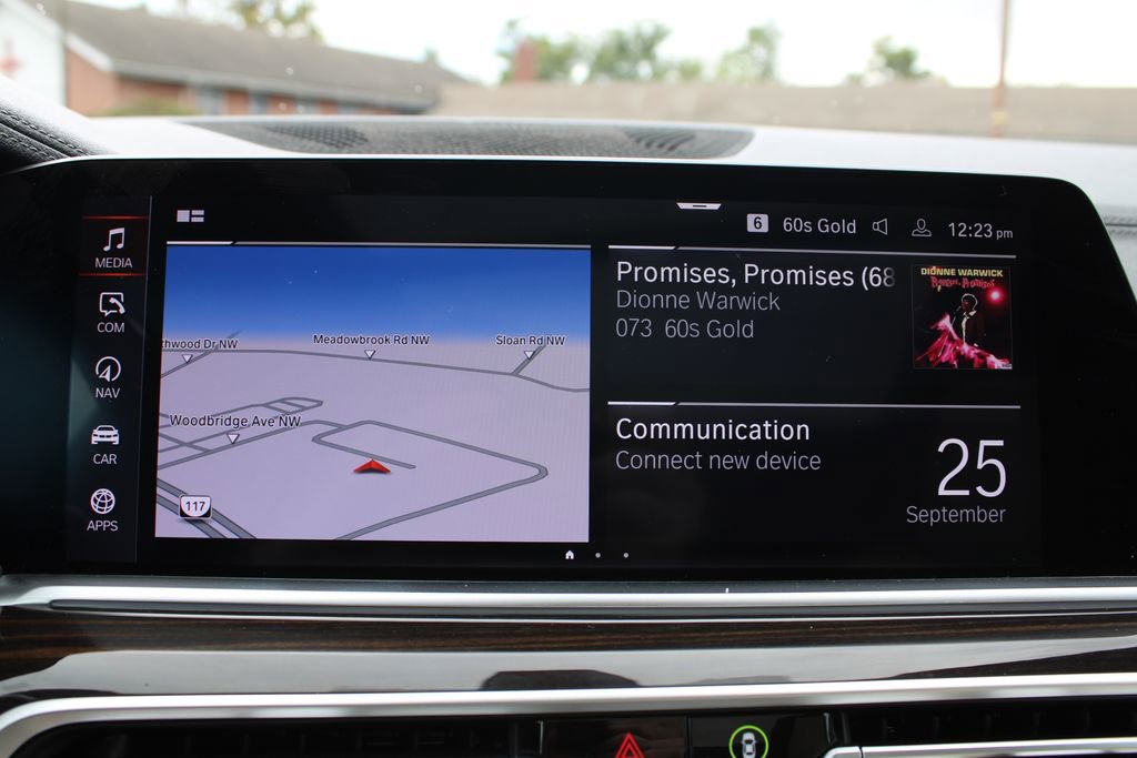 Used 2019 BMW X5 xDrive40i w/ Executive Package image 14