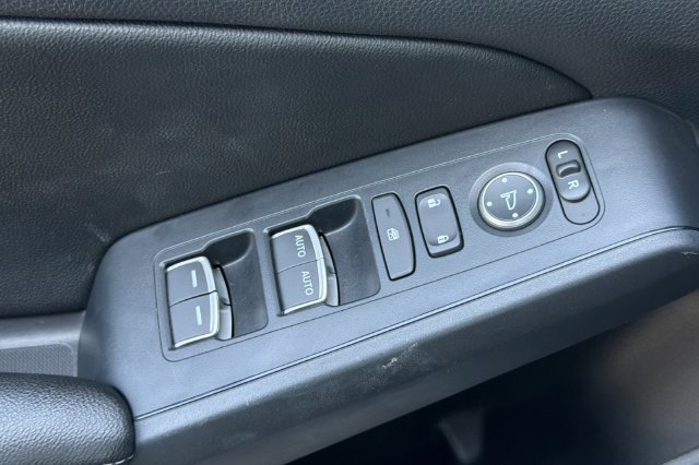 Certified 2024 Honda Civic EX-L image 13