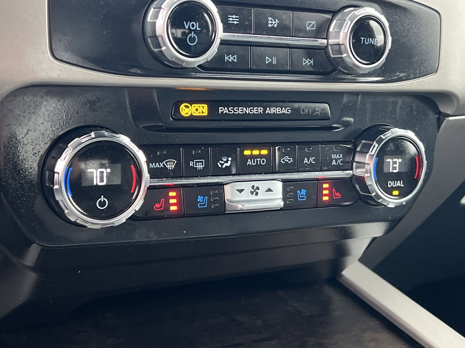 Used 2022 Ford F350 Lariat w/ Lariat Ultimate Package image 21