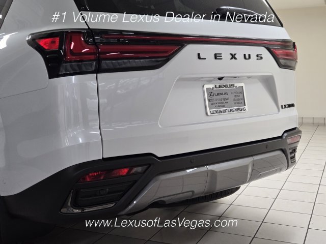 New 2026 Lexus LX 700h Luxury w/ Appearance Package AWD/4WD image 6