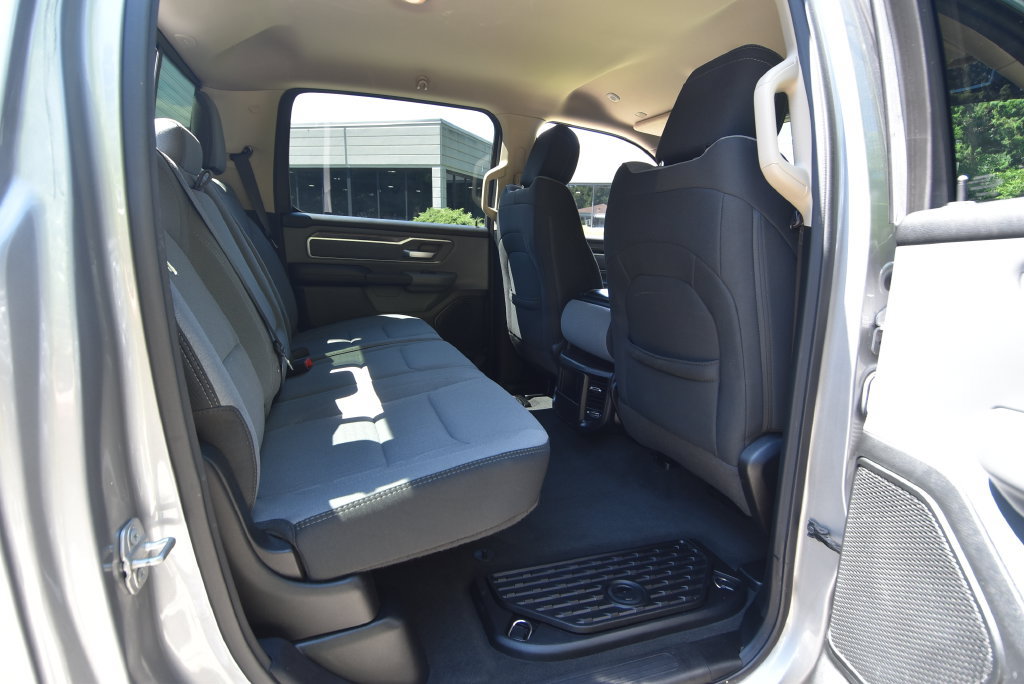 Used 2020 RAM 1500 Big Horn AWD/4WD image 33