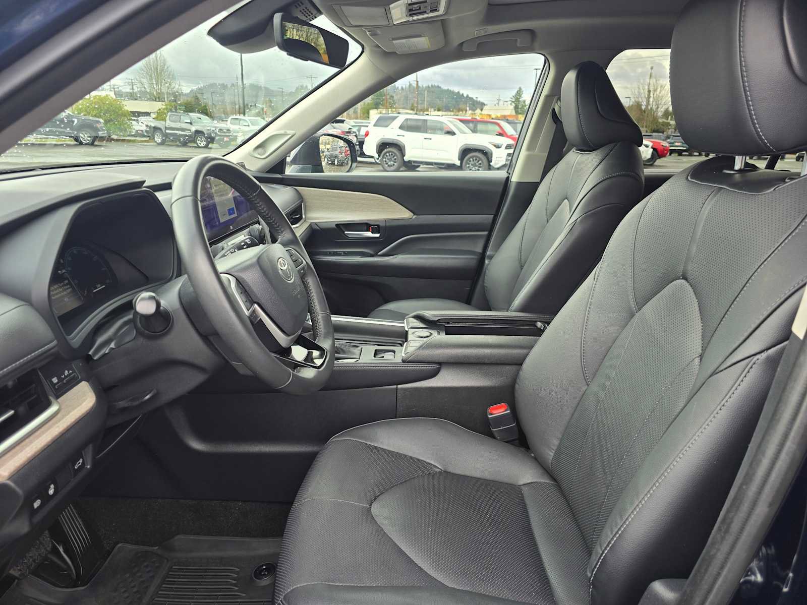 Certified 2024 Toyota Grand Highlander Limited image 26