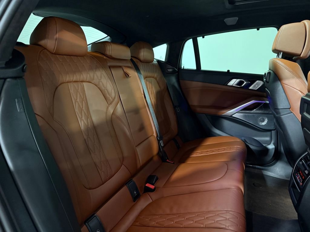 Used 2023 BMW X6 M50i w/ Executive Package image 27