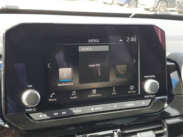 New 2025 Nissan Pathfinder SV w/ Black Appearance Package image 18