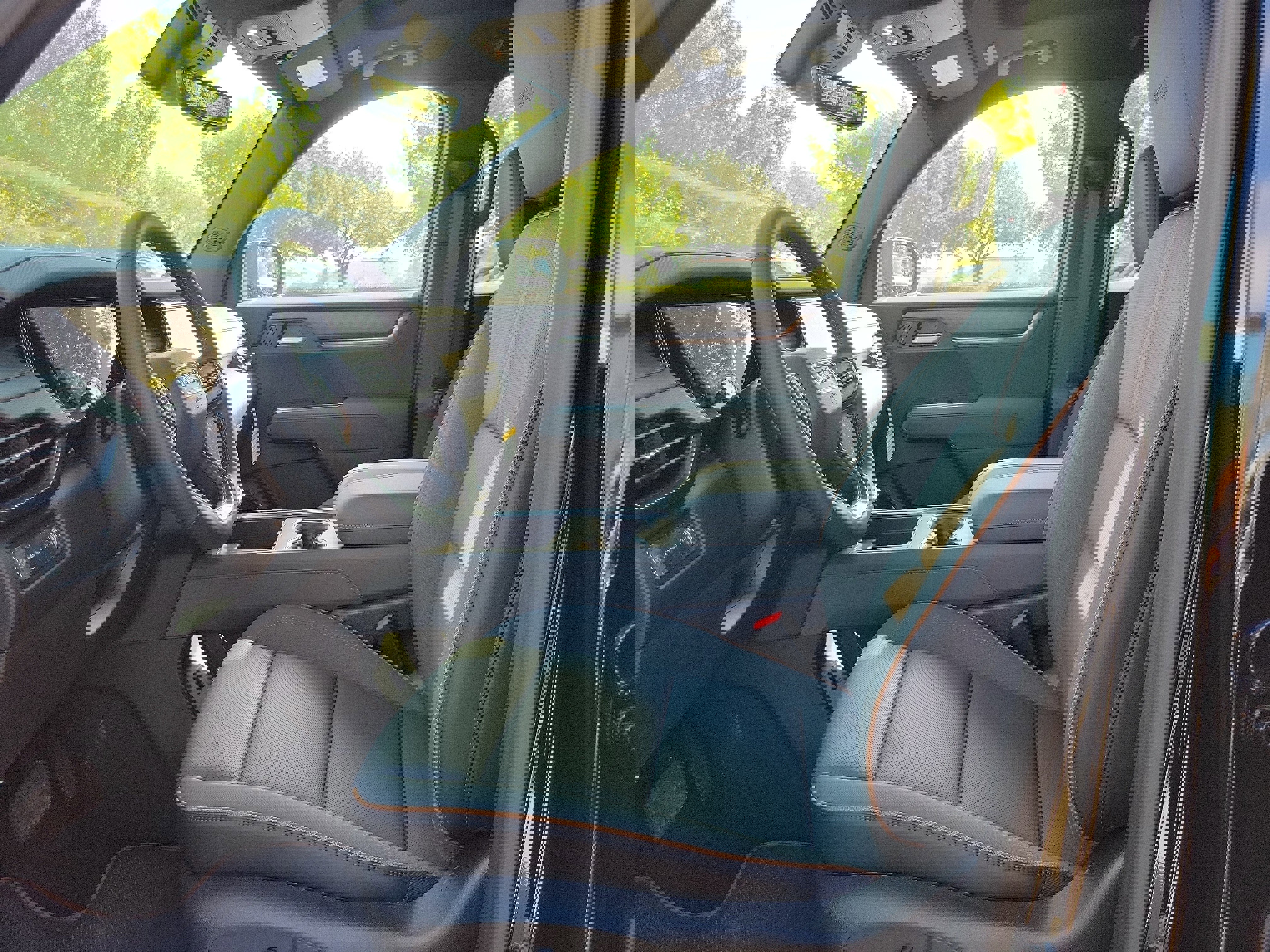 New 2026 GMC Acadia AT4 w/ Luxury Package image 8