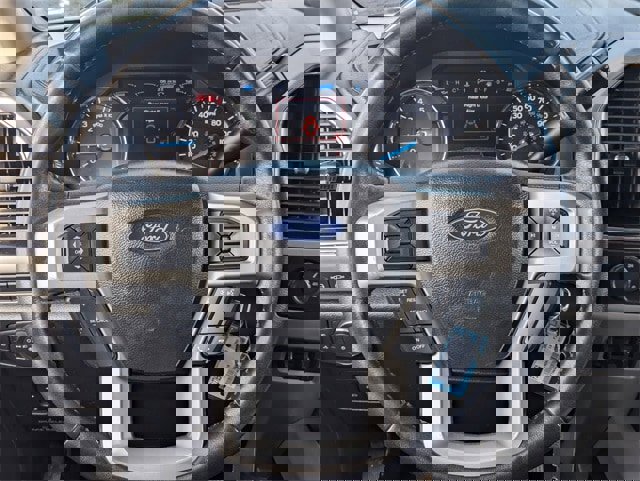 Used 2019 Ford F350 Lariat image 23