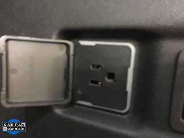 Used 2025 Chevrolet Suburban Z71 w/ Comfort Package image 17