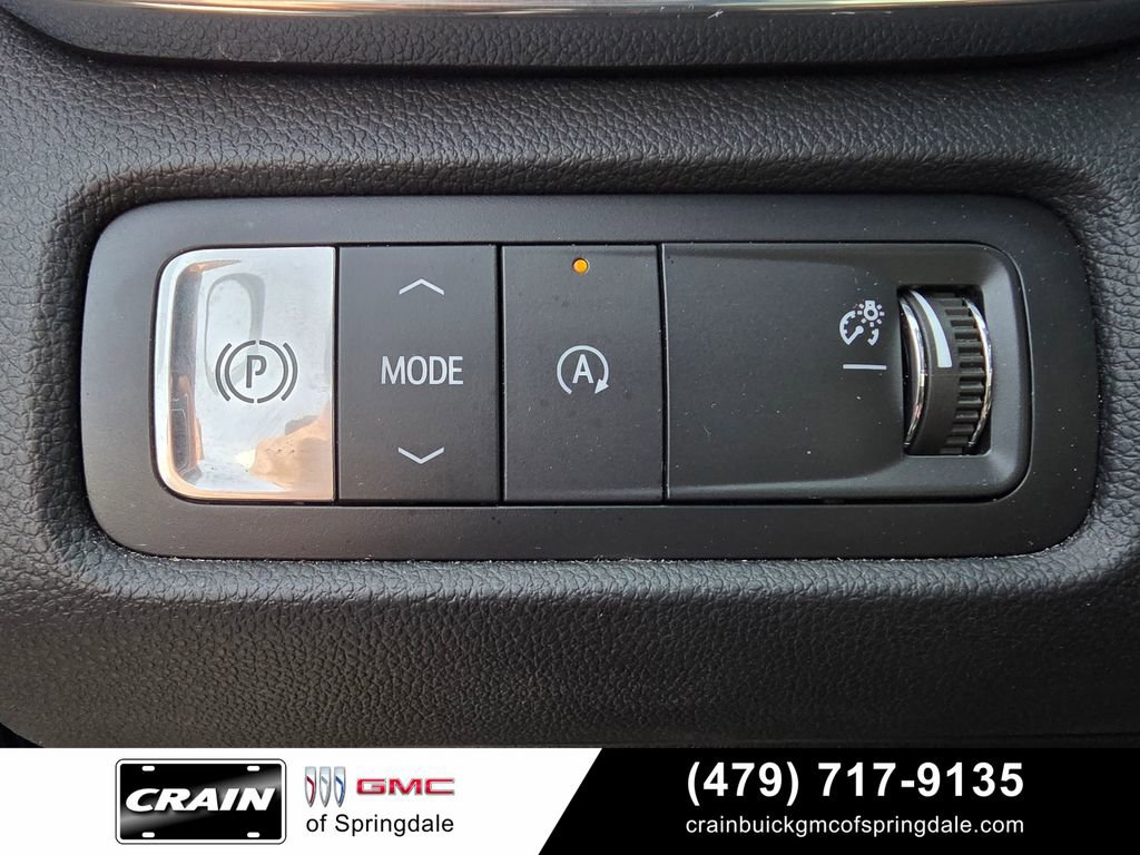 Used 2025 GMC Acadia Elevation FWD image 13