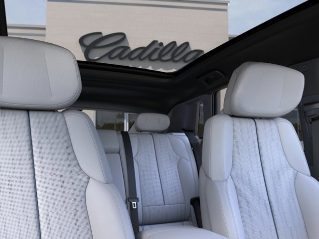 New 2026 Cadillac Lyriq Luxury w/ LPO, Floor Liner Package AWD/4WD image 24