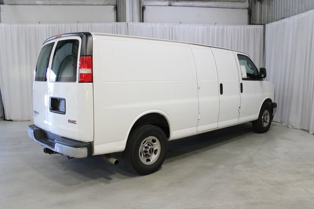 Used 2018 GMC Savana 2500 Extended RWD image 32