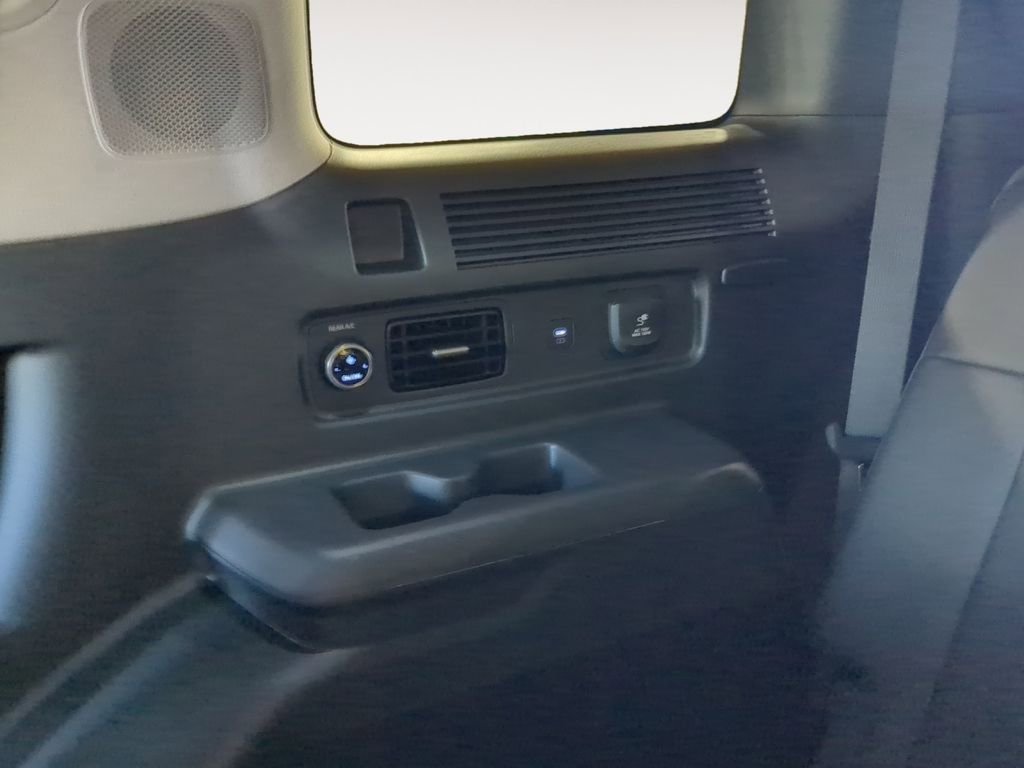 New 2025 Hyundai Santa Fe Limited image 33