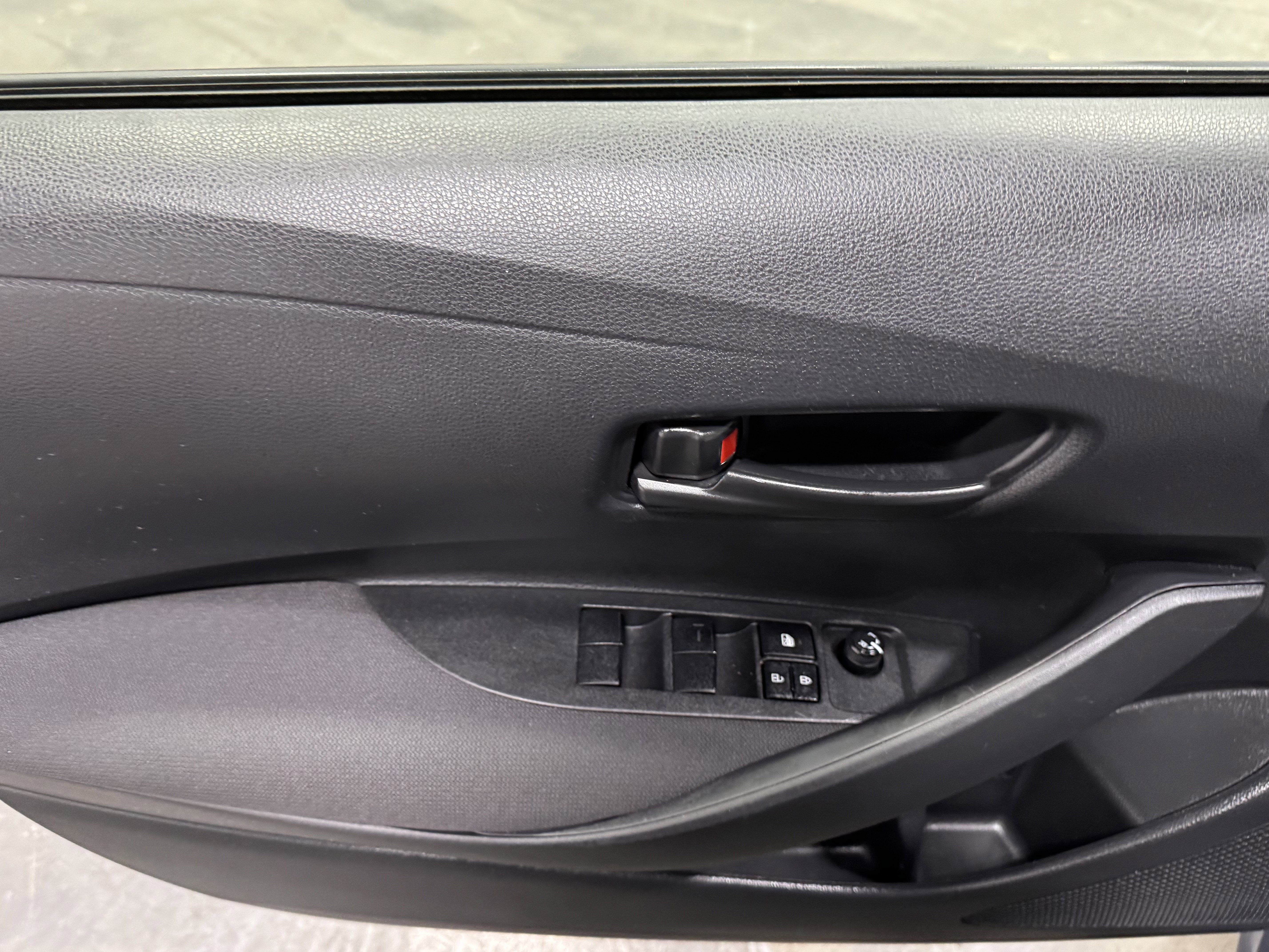 Used 2023 Toyota Corolla LE image 16