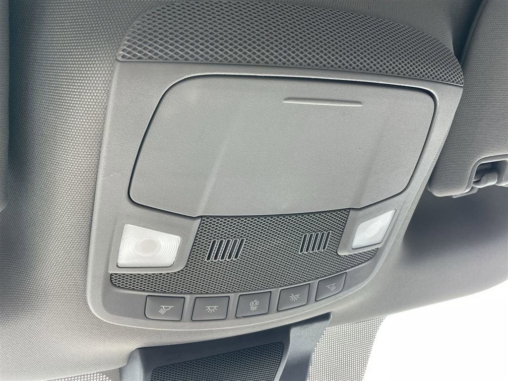 Used 2019 Ford F150 XLT w/ Trailer Tow Package image 17