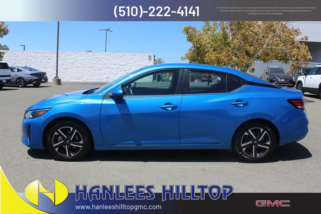 Used 2024 Nissan Sentra SV FWD image 2