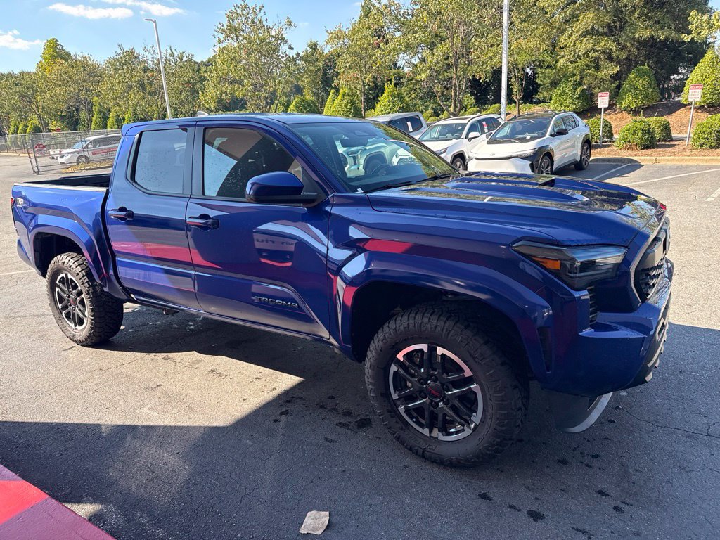 Used 2024 Toyota Tacoma TRD Sport RWD image 9