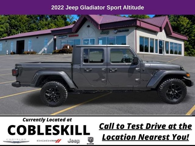 Used 2022 Jeep Gladiator Sport AWD/4WD image 3