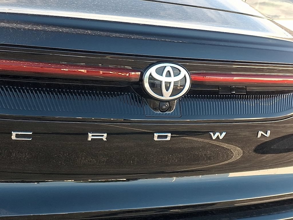 Used 2026 Toyota Crown AWD/4WD image 11