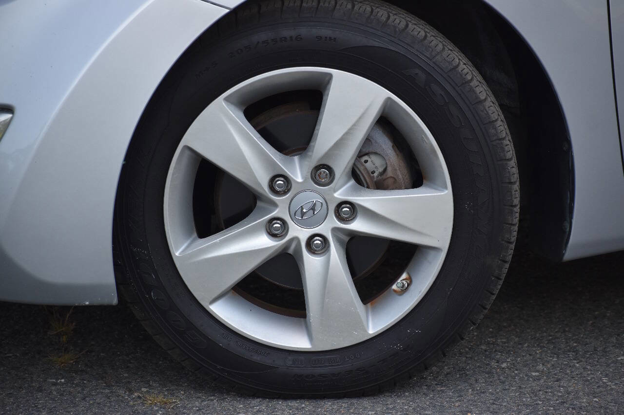 Used 2012 Hyundai Elantra GLS w/ Preferred Pkg 3 image 35