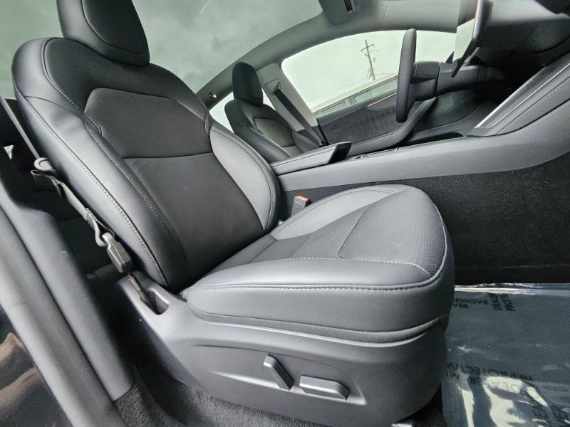 Used 2026 Tesla Model Y Long Range image 61