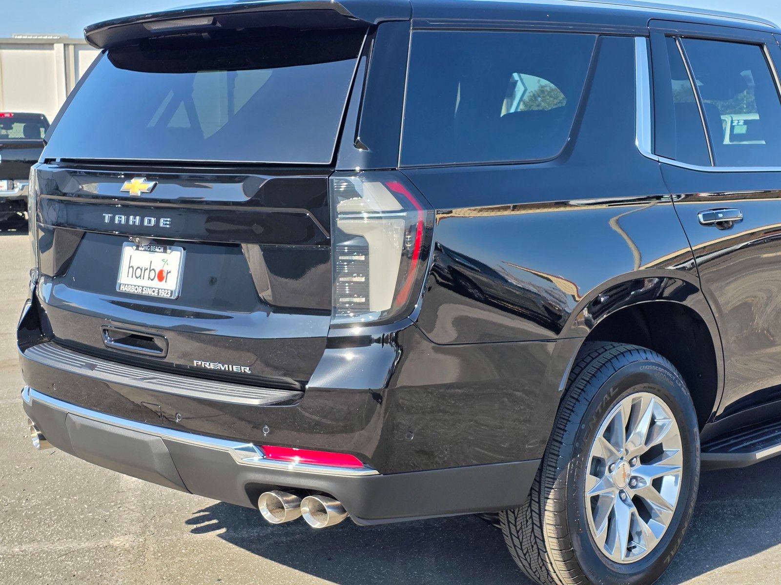 New 2026 Chevrolet Tahoe Premier w/ LPO, Get Active Package RWD image 11