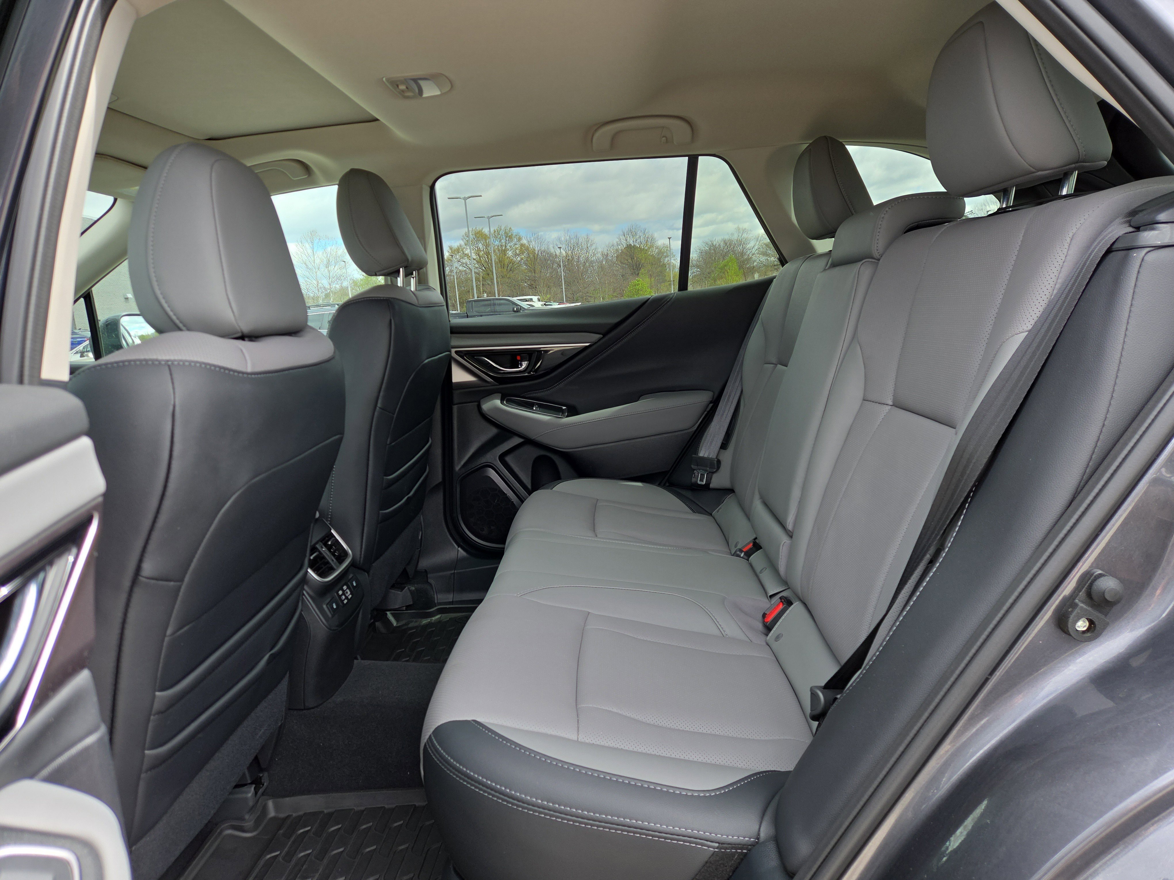 Certified 2025 Subaru Outback Limited XT image 11