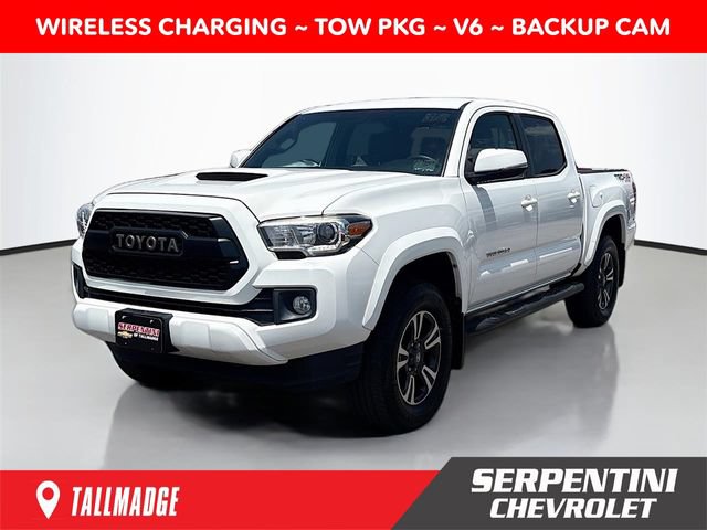 Used 2017 Toyota Tacoma TRD Sport w/ Tow Package (A/T) AWD/4WD image 1