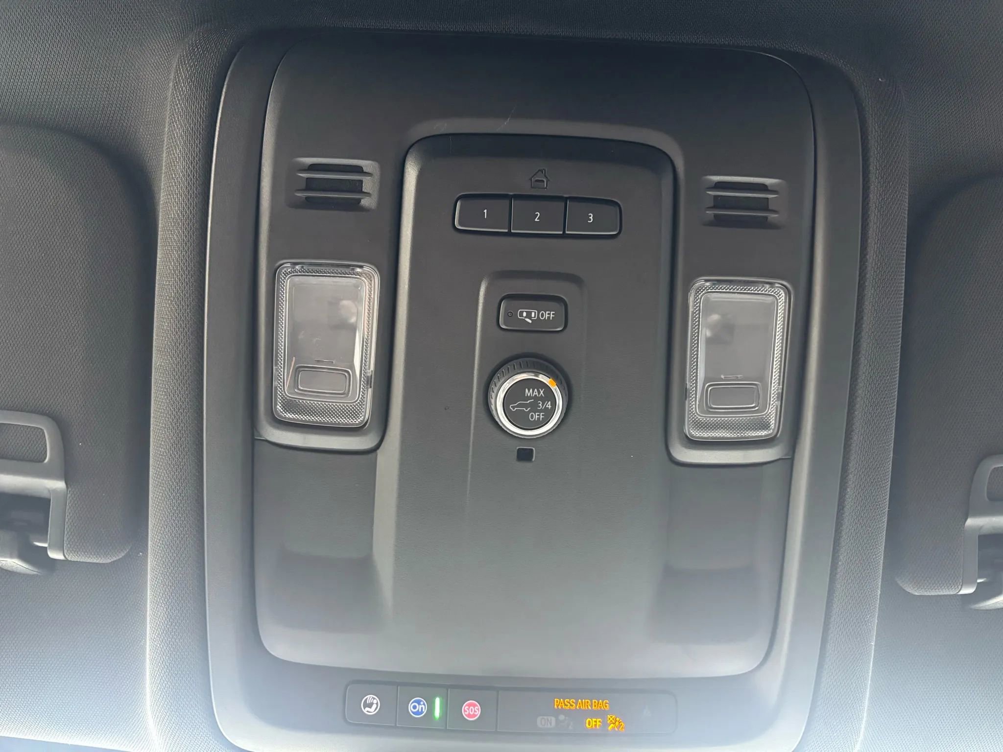 Used 2023 GMC Yukon SLT image 25