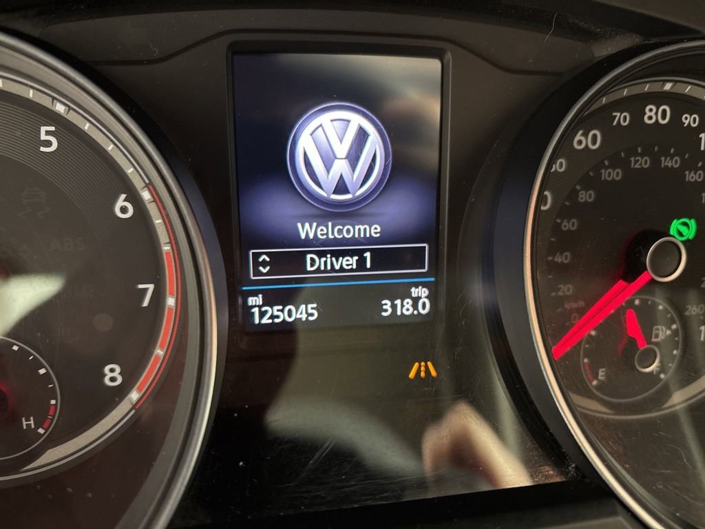 Used 2018 Volkswagen Atlas SEL AWD/4WD image 32