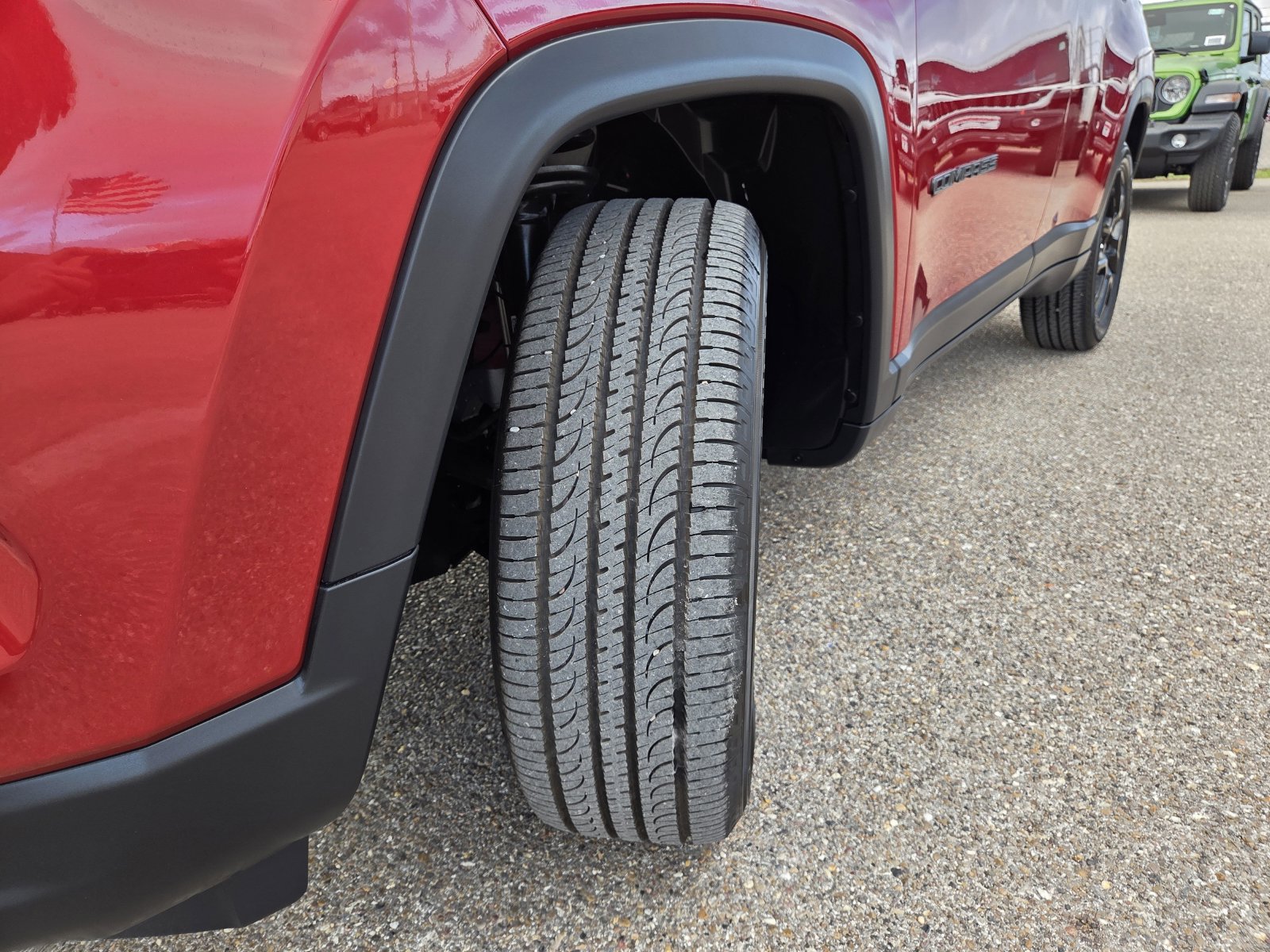 New 2026 Jeep Compass Latitude AWD/4WD image 10