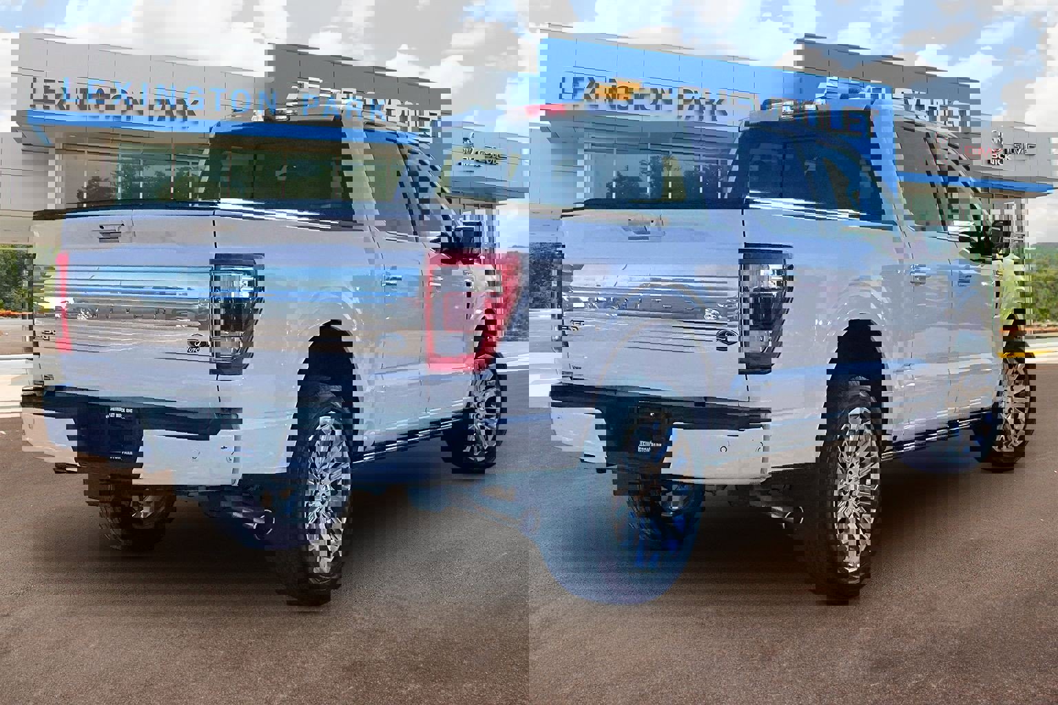 Used 2022 Ford F150 Limited image 13