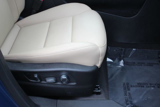 Used 2024 Cadillac XT4 Premium Luxury w/ Cold Weather Package image 32